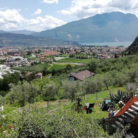 Lake & Castle View Apartment Riva del Garda Eksteriør bilde